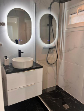 Suite jacuzzi 2 min de la mer